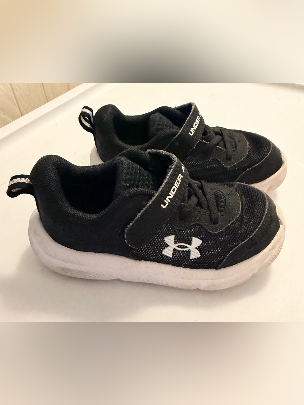 Under Armour Black Kids Velcro Sneakers with White Logo